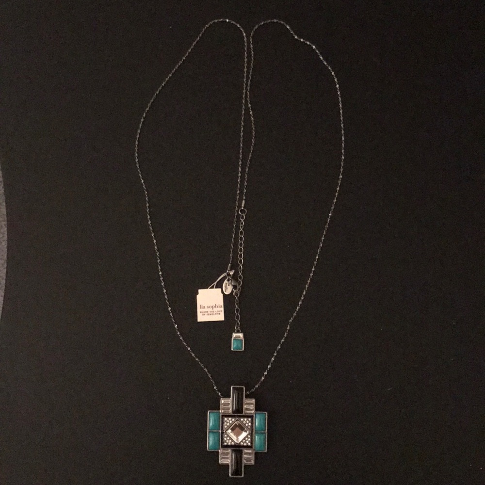 Lia Sophia pendent necklace